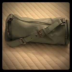 Young Mango shoulder bag